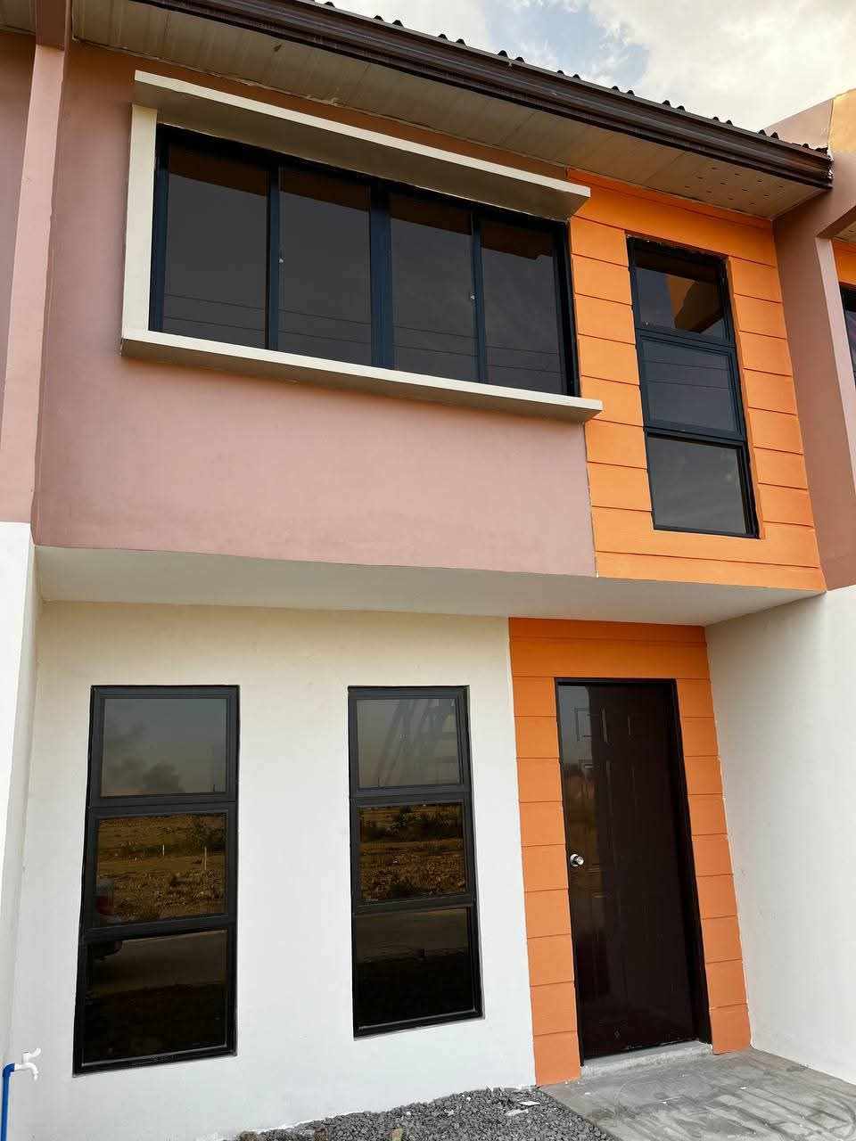 Deca Homes - Townhouse | Meycauayan Bulacan
